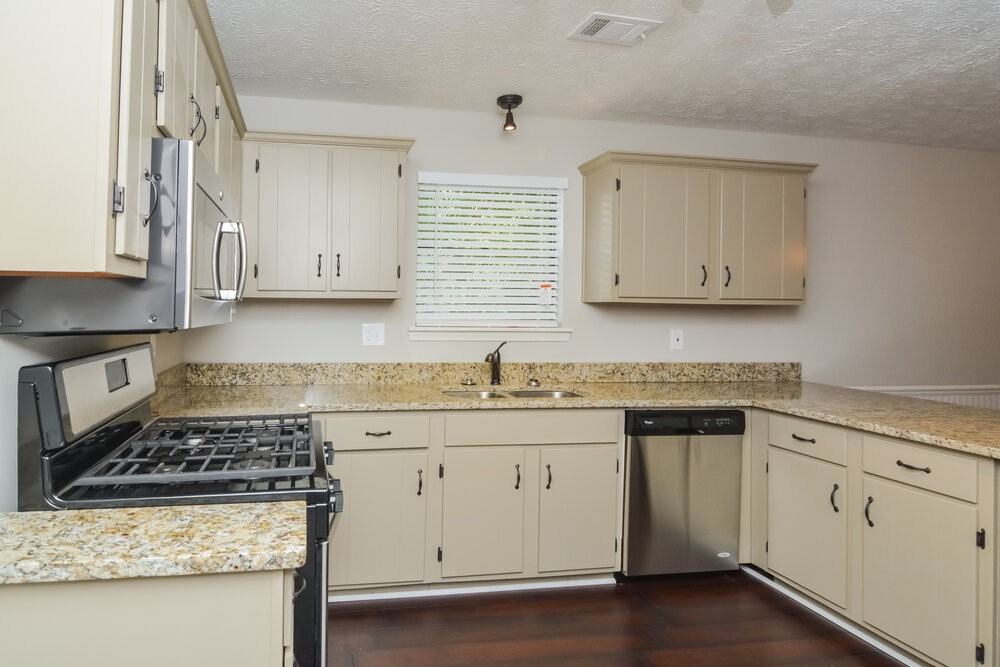 3747 Willow Wood Way - Photo 7 of 15