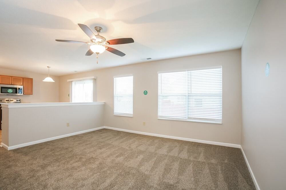 2208 Rossington Ln - Photo 3 of 15