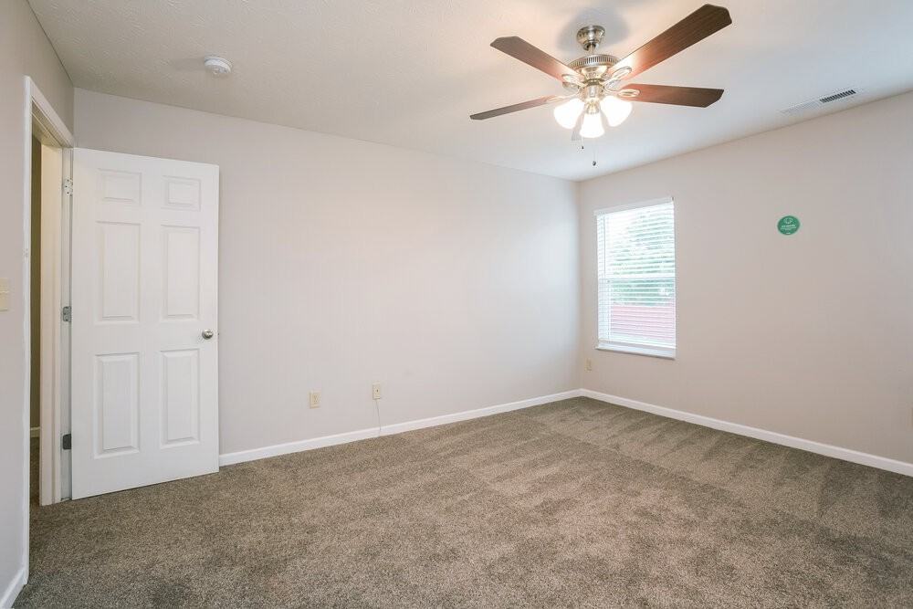 2208 Rossington Ln - Photo 6 of 15