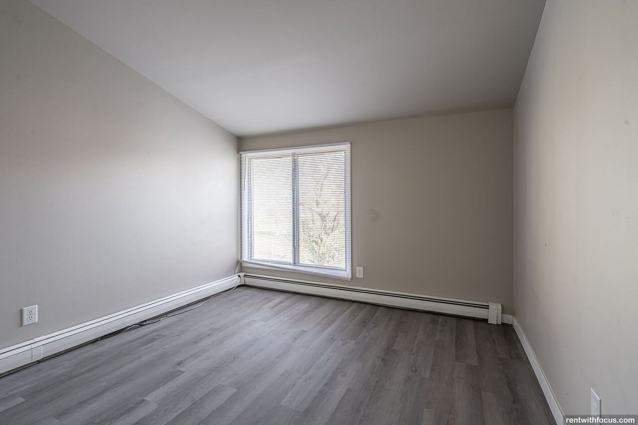 Apple Ridge Apartments - Photo 7 of 24