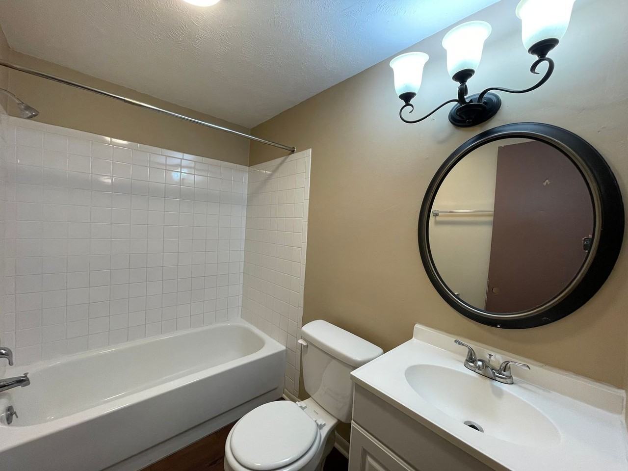 The Green Lodge - Photo 7 of 21