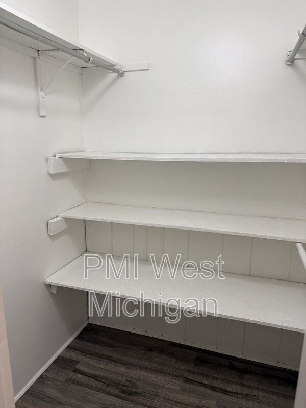 5852 Shaw St #1 - Photo 2 of 21