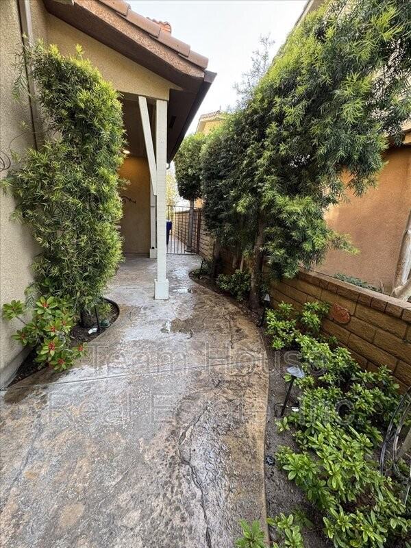 26734 Via Bellazza - Photo 3 of 44