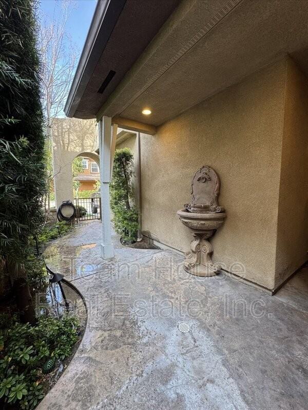 26734 Via Bellazza - Photo 5 of 44