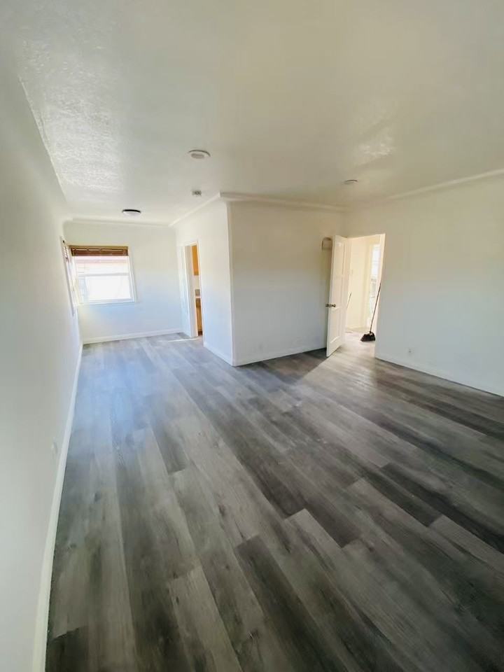 1854 Garvey Avenue - Photo 6 of 30