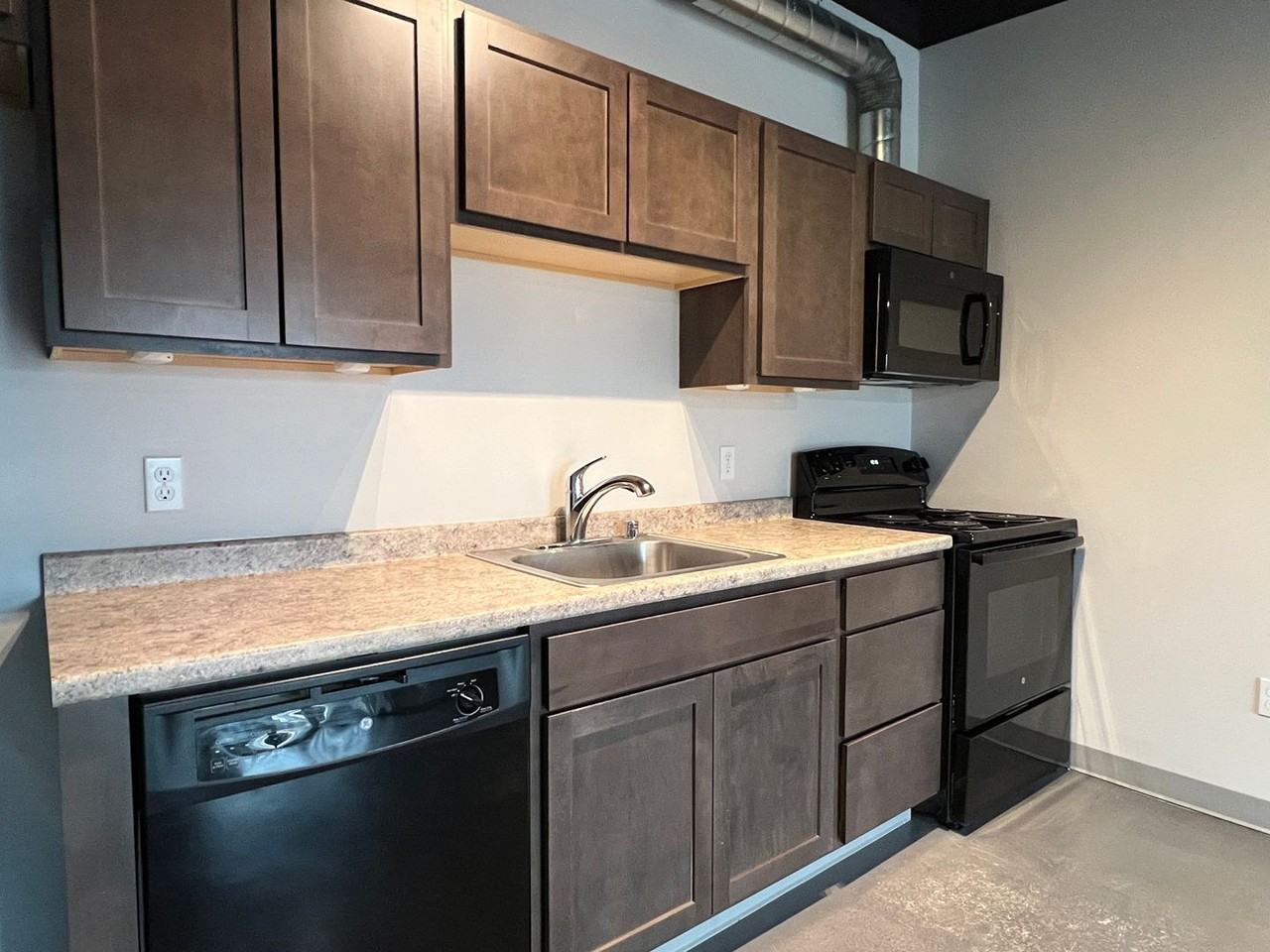 1026 W 1st St Unit D304 #D304 - Photo 3 of 6