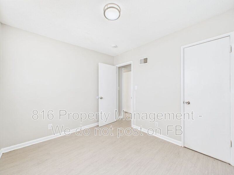 801 E Bannister Rd #801 - Photo 6 of 16