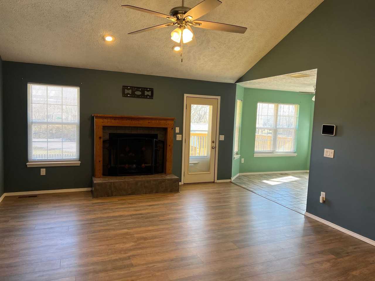 5118 N Graybrooke Dr - Photo 4 of 30