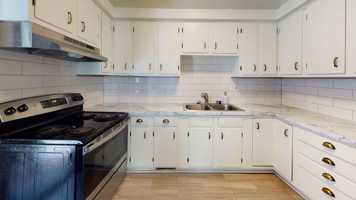 featured image of 127 Shepard St