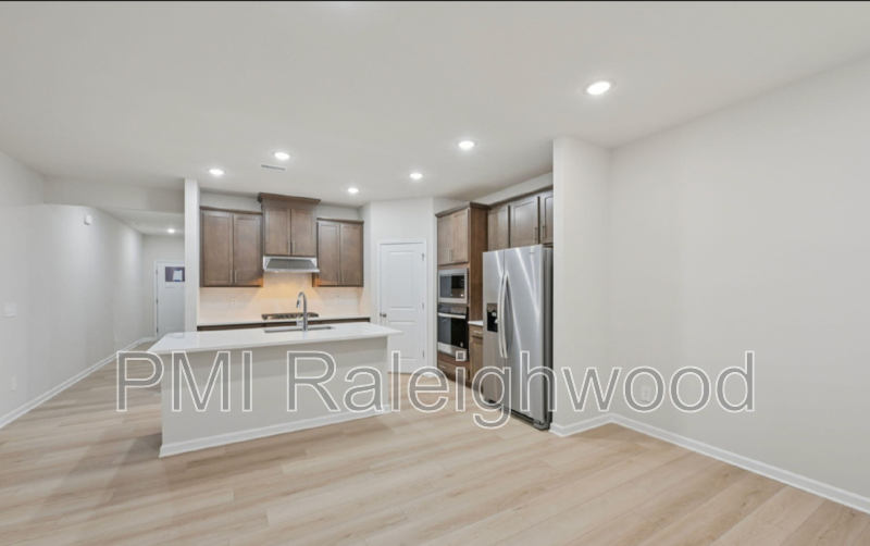 540 Bridger Dr - Photo 6 of 31