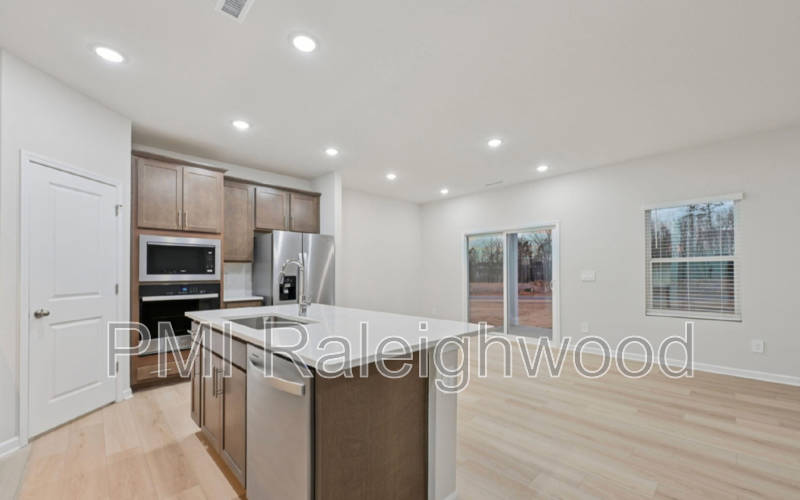 540 Bridger Dr - Photo 7 of 31