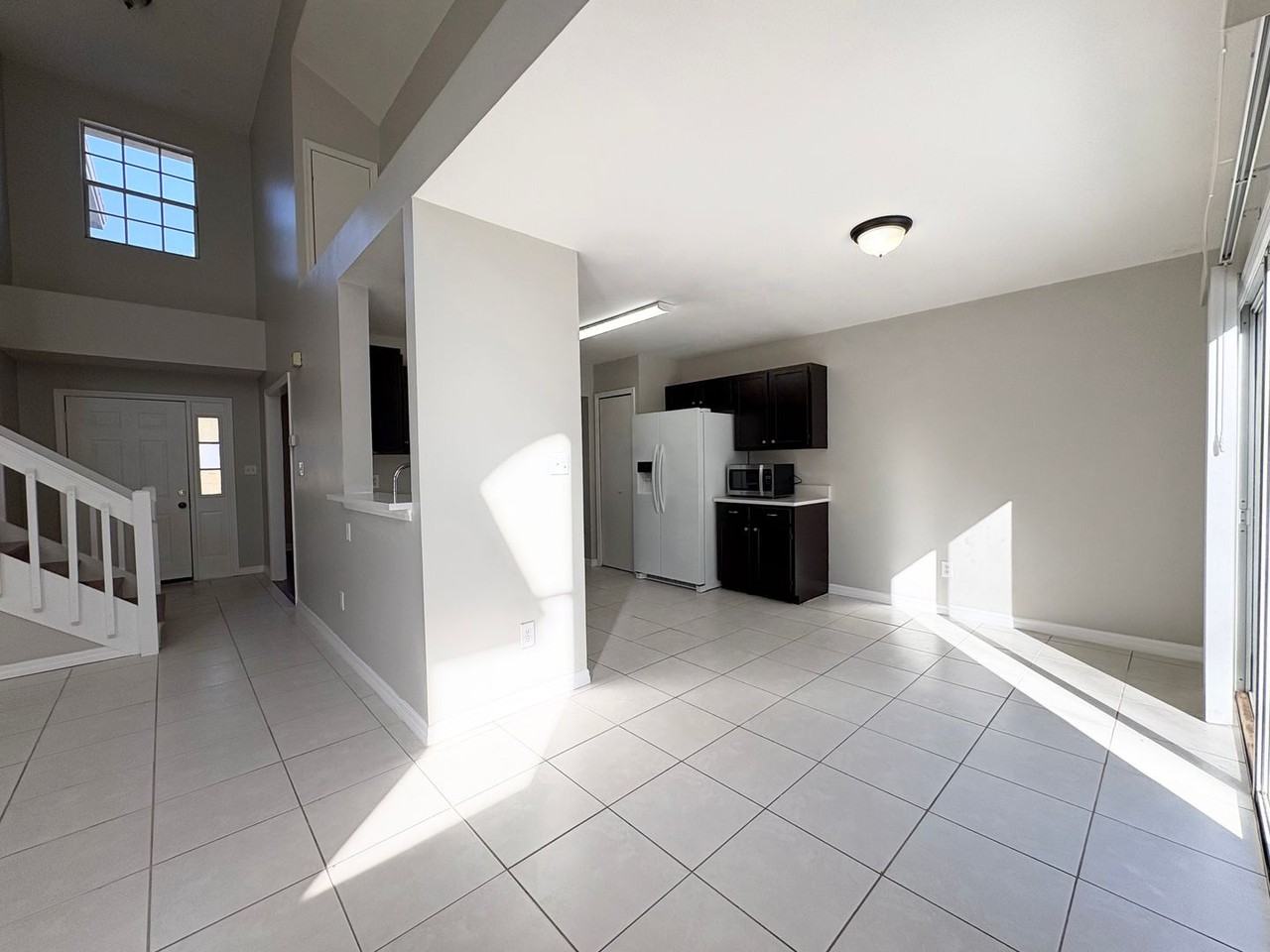 2321 Roanoke Ct - Photo 7 of 27