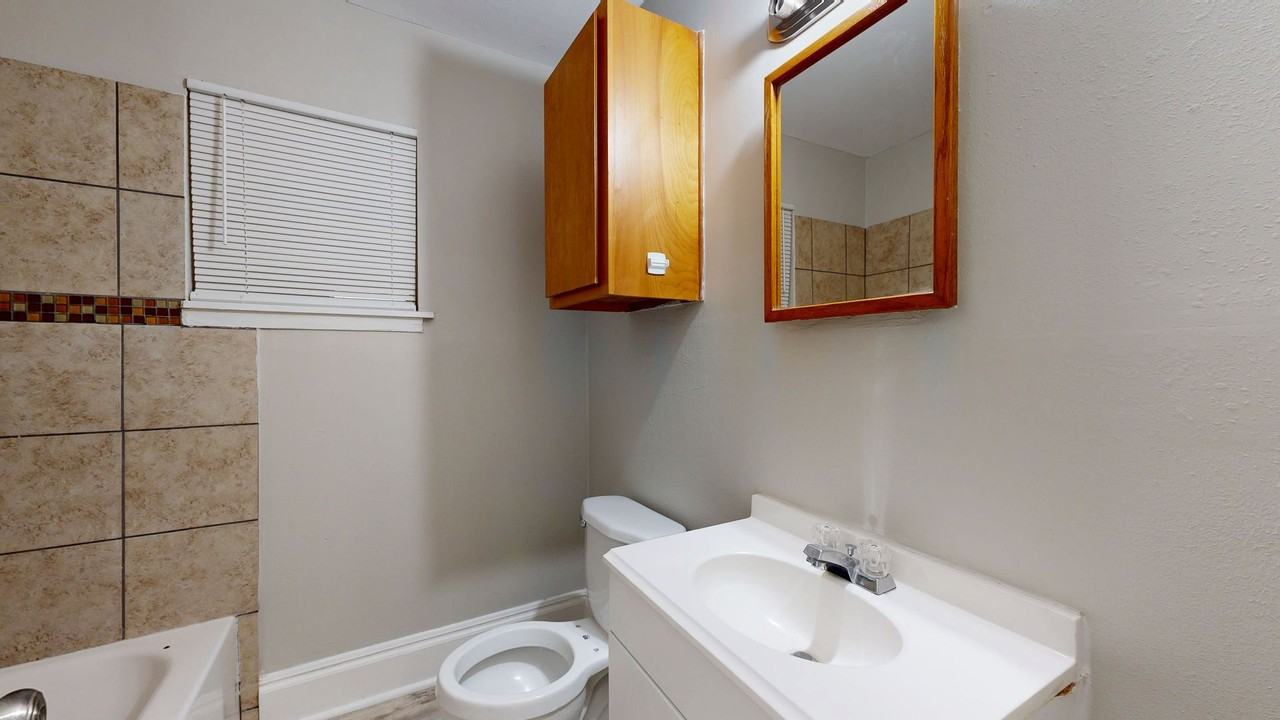 1204 Cedar Dr - Photo 6 of 15