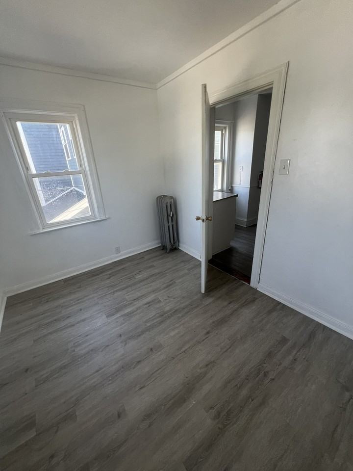 Fairview St - Photo 6 of 8