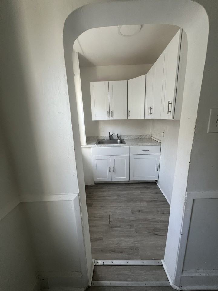 Fairview St - Photo 7 of 8