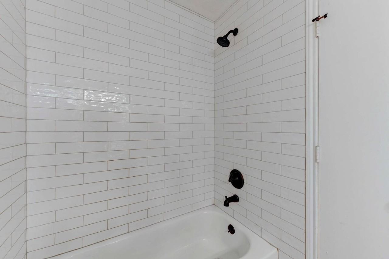 5906 Greengate Dr #A - Photo 7 of 24