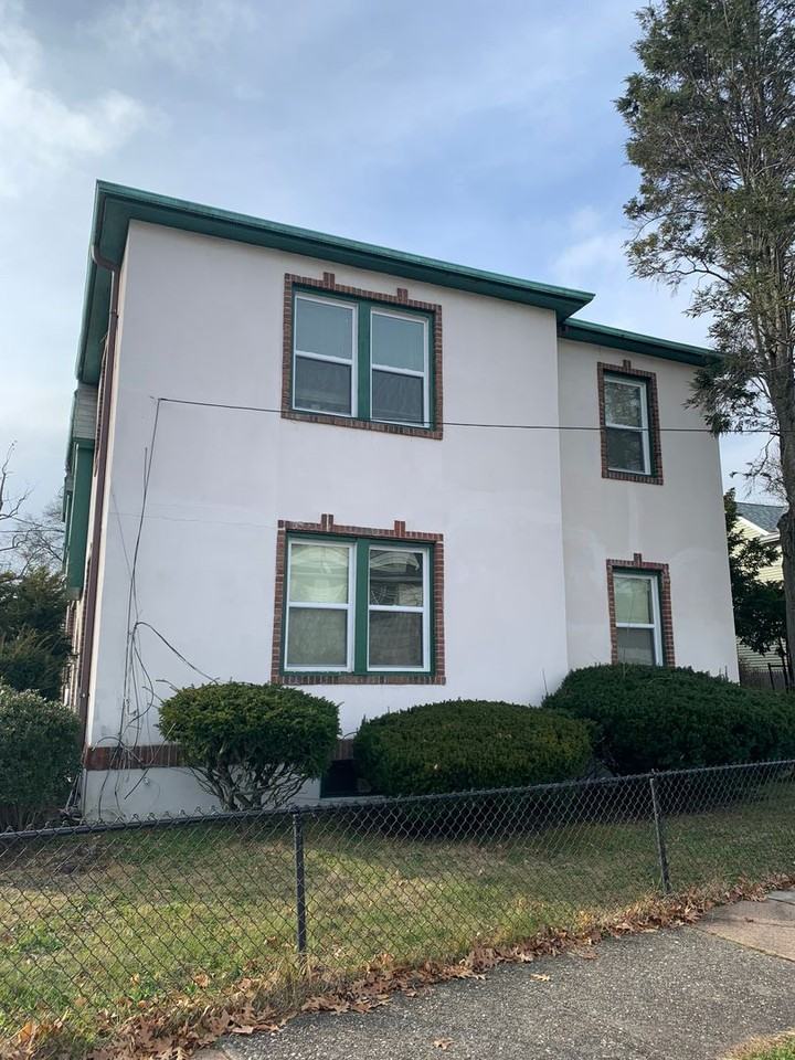 Center St 175 West Haven - Photo 2 of 43