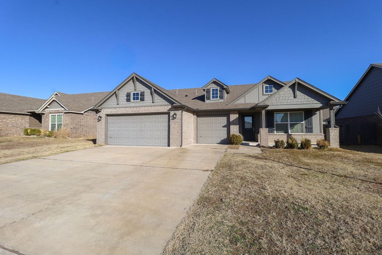 3543 E 143rd Ct S - Photo 3 of 38