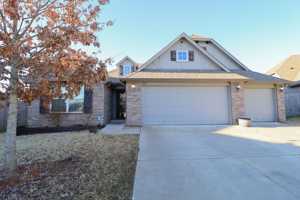 featured image of 2621 W Tucson Ct