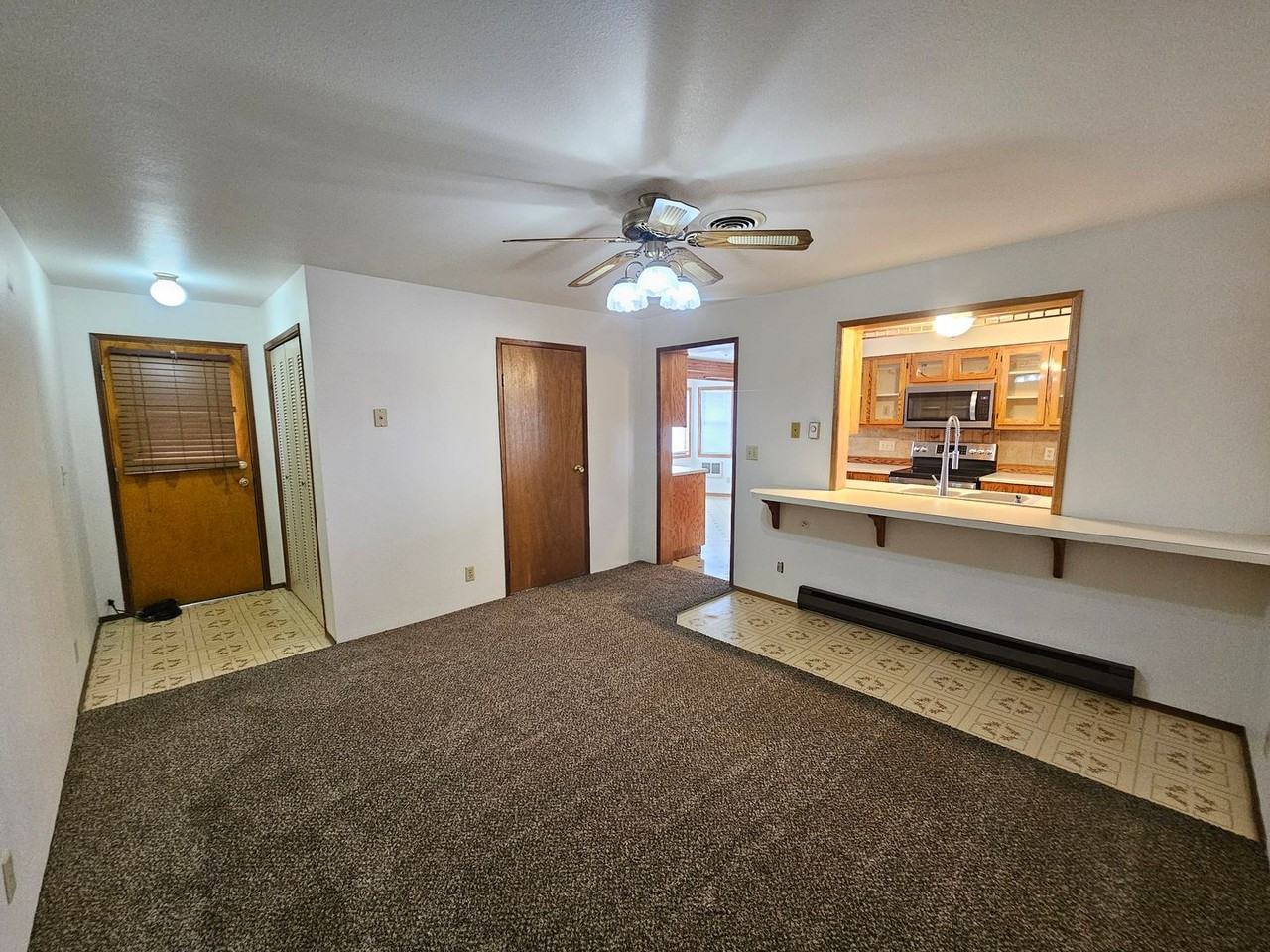 205 Daley Dr - Photo 7 of 16