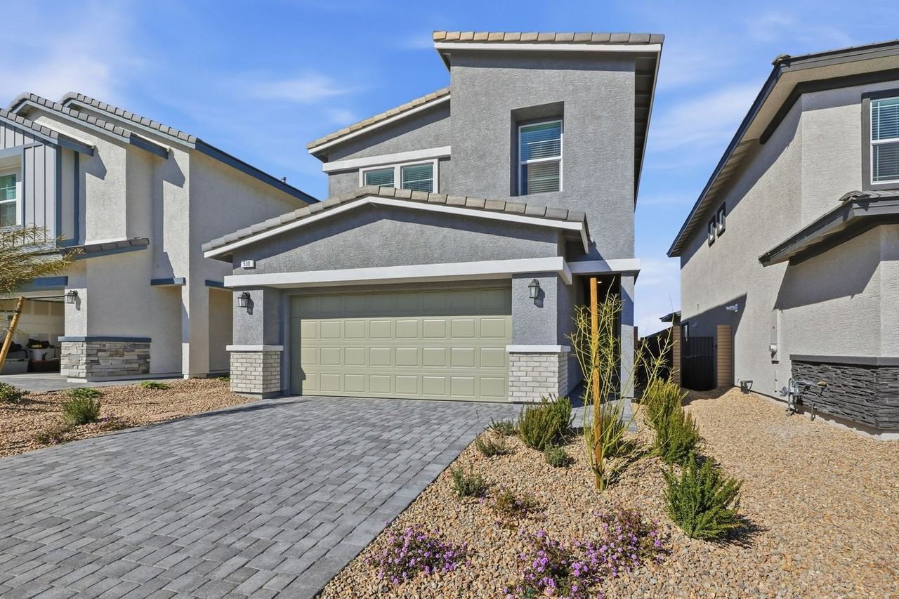 530 Red Lovebird Ave - Photo 2 of 48