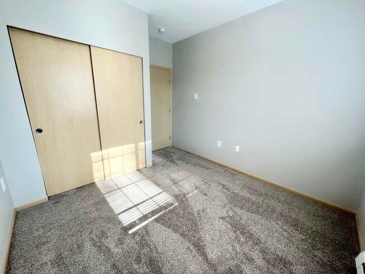 Keystone RIdge - Photo 4 of 34