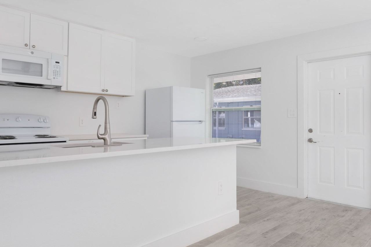 3017 49TH ST S - Photo 5 of 50