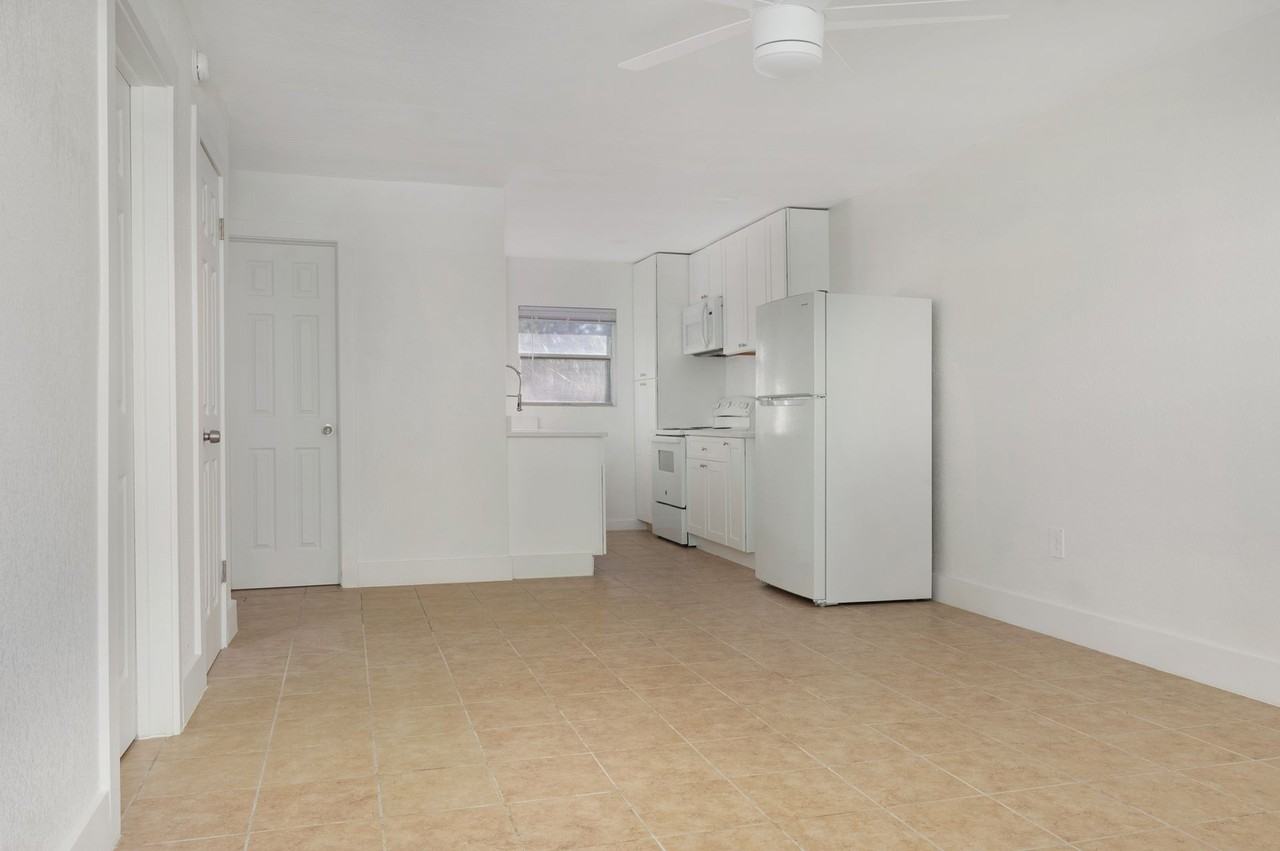 3017 49TH ST S - Photo 7 of 50