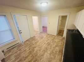 featured image of 28 Lucretia Ave