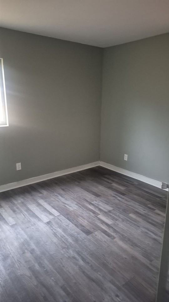 415 W Thomas Ct - Photo 4 of 7