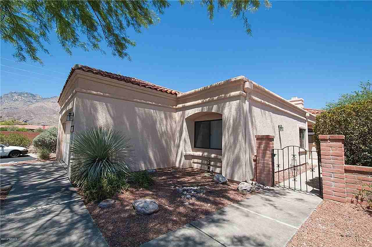 5566 N Largo Papavero - Photo 2 of 25