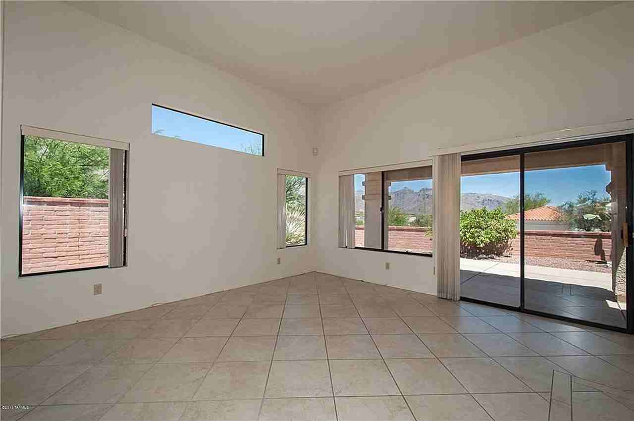 5566 N Largo Papavero - Photo 7 of 25