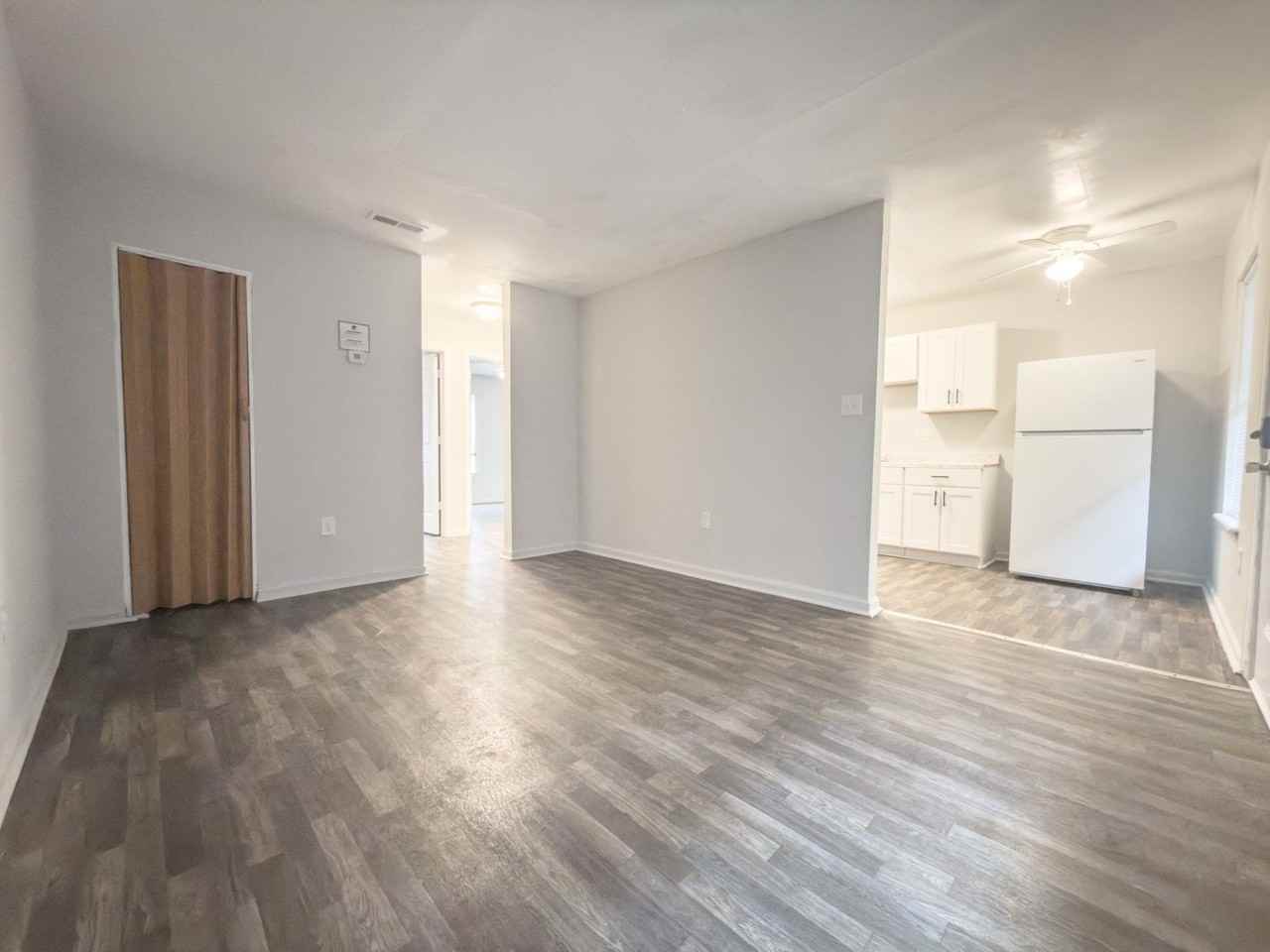 Stallion Grove - Photo 4 of 15