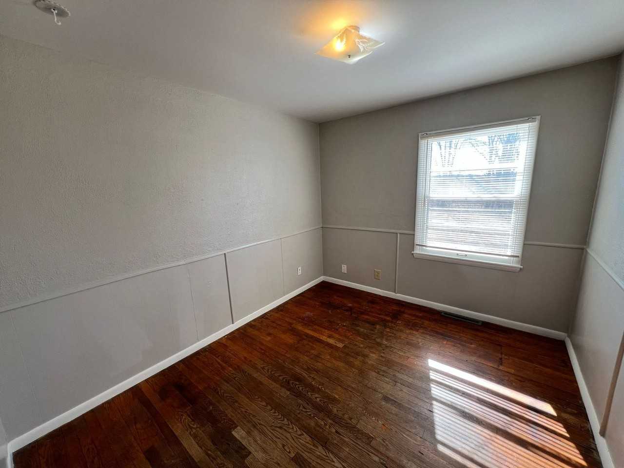 10505 E 40th St - Photo 6 of 18