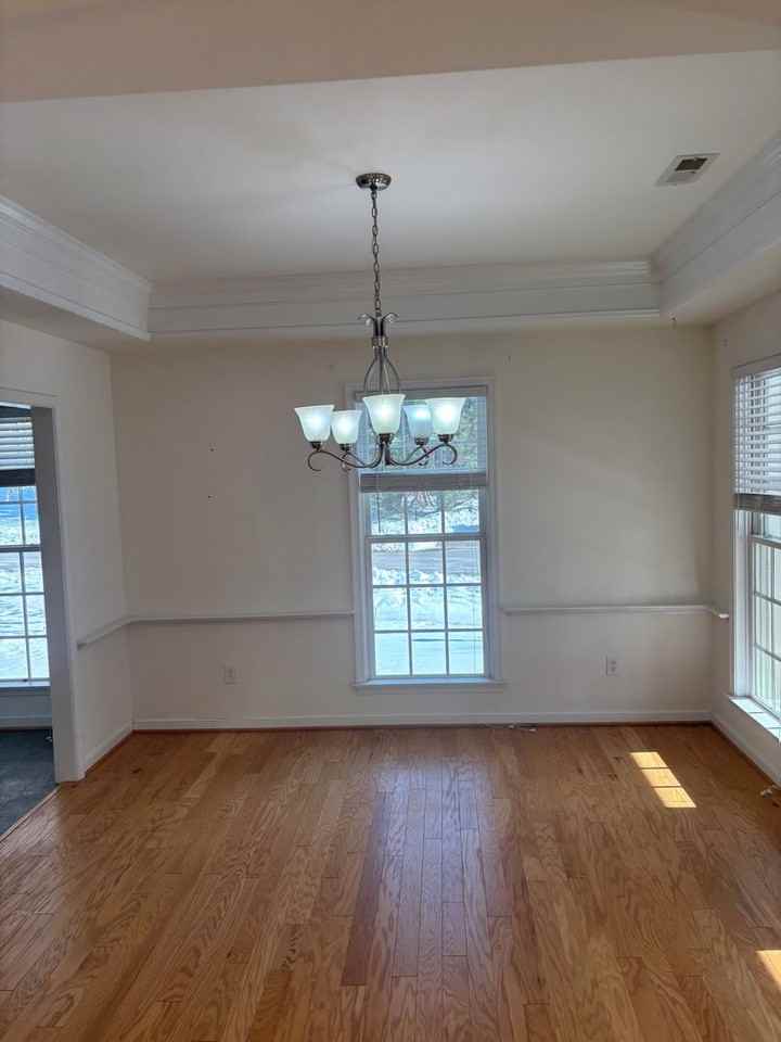 6088 Rothwell Ln - Photo 4 of 43