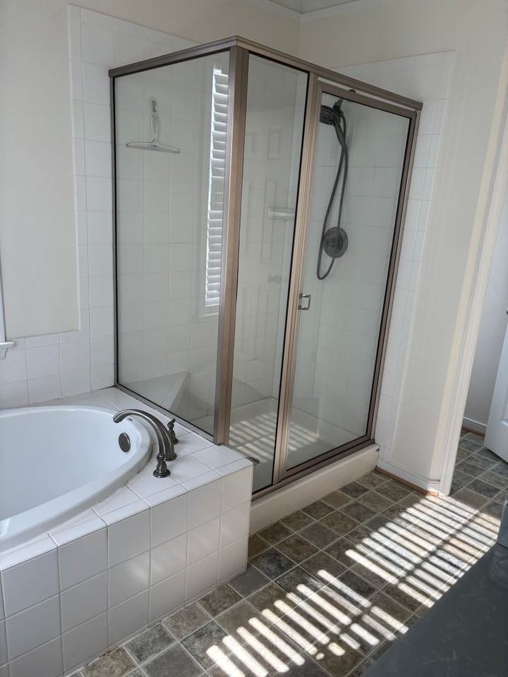 6088 Rothwell Ln - Photo 7 of 43