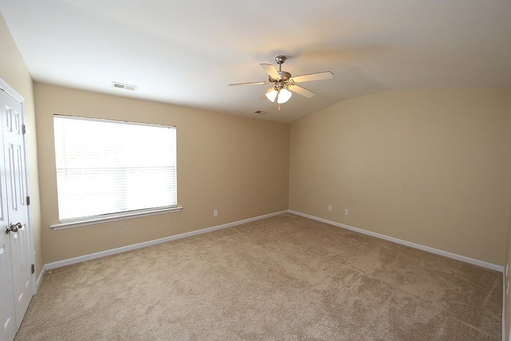 8227 Martello Ln - Photo 7 of 13