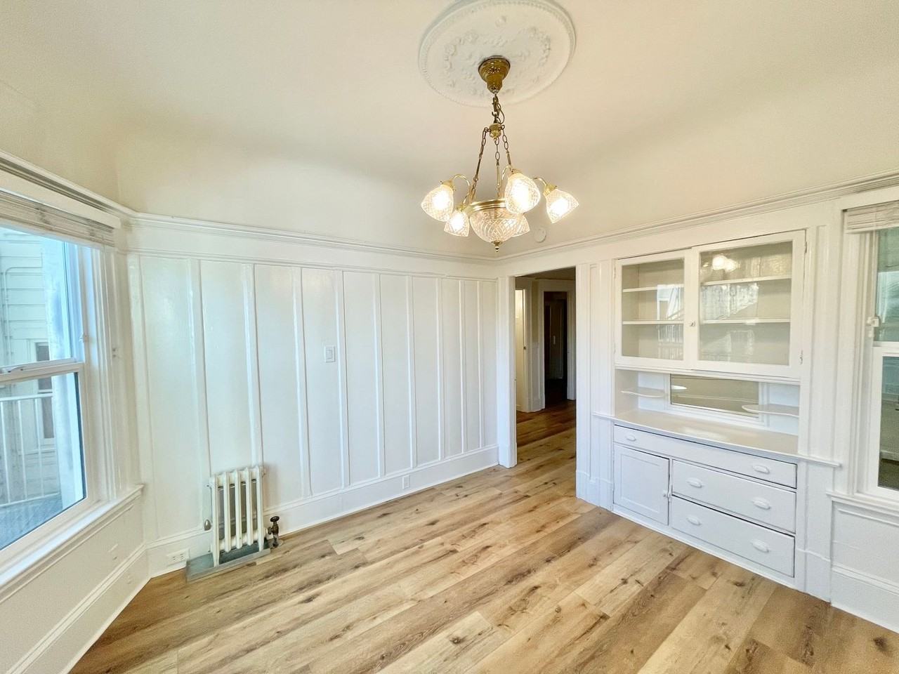 95 Walter St - Photo 4 of 19