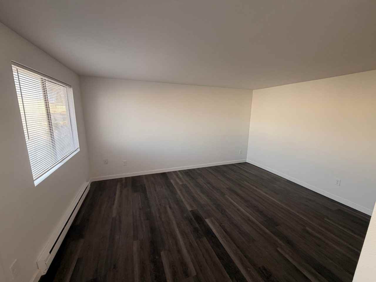 520 N Walker St #3 - Photo 4 of 13