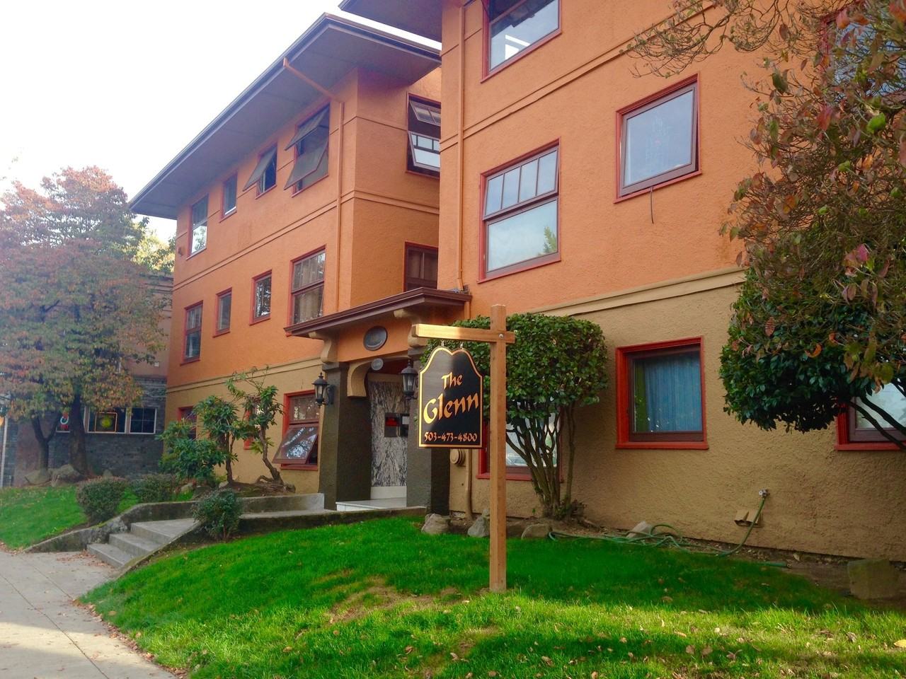 Glenn Apartments - Photo 3 of 4