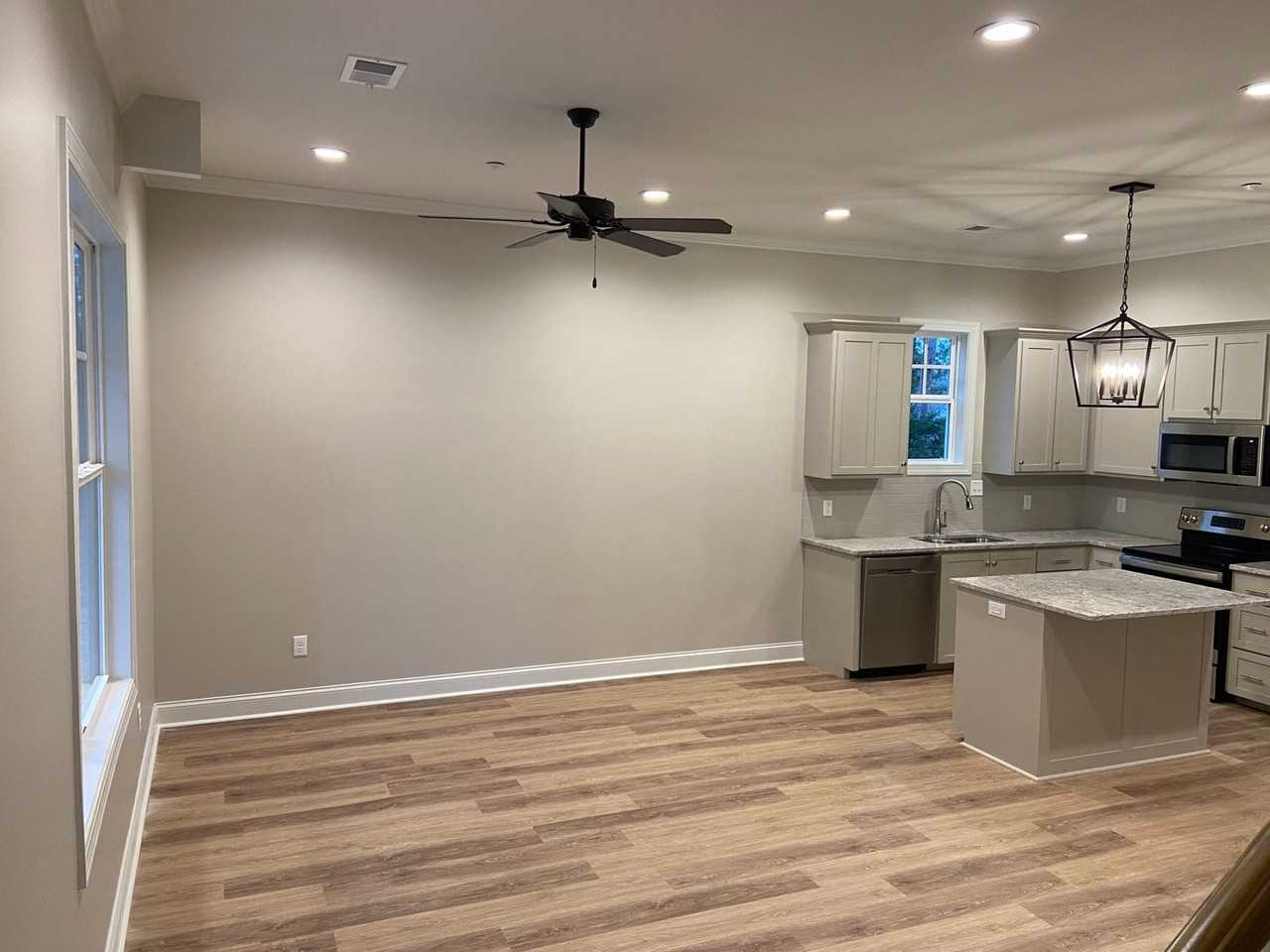 202 Crabapple Cv - Photo 3 of 20