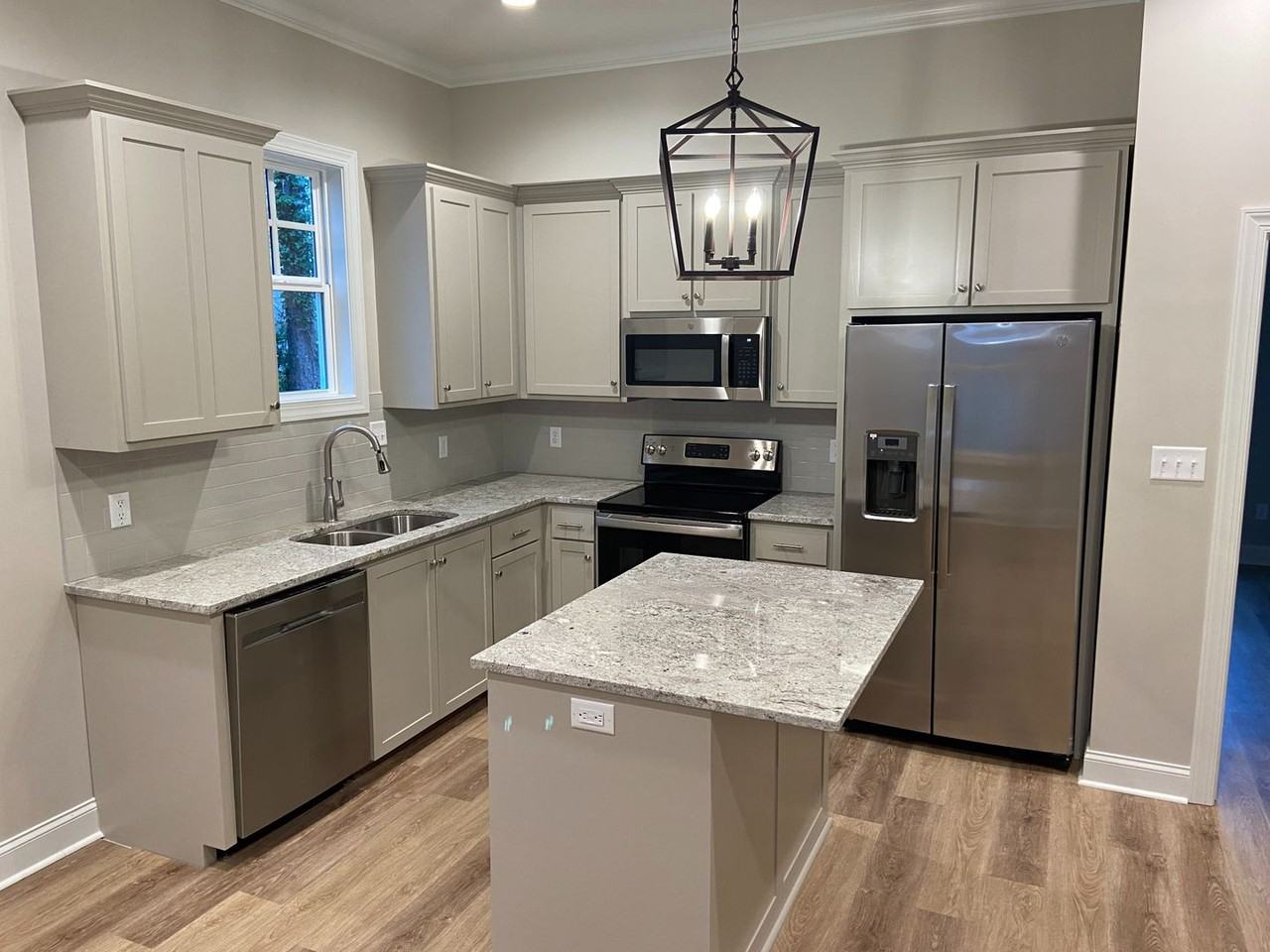 202 Crabapple Cv - Photo 6 of 20