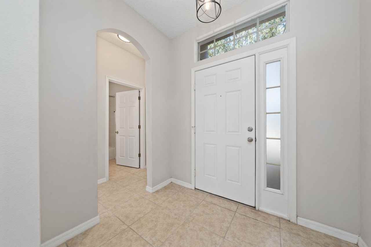 6274 Glenn Cliff Way - Photo 3 of 42