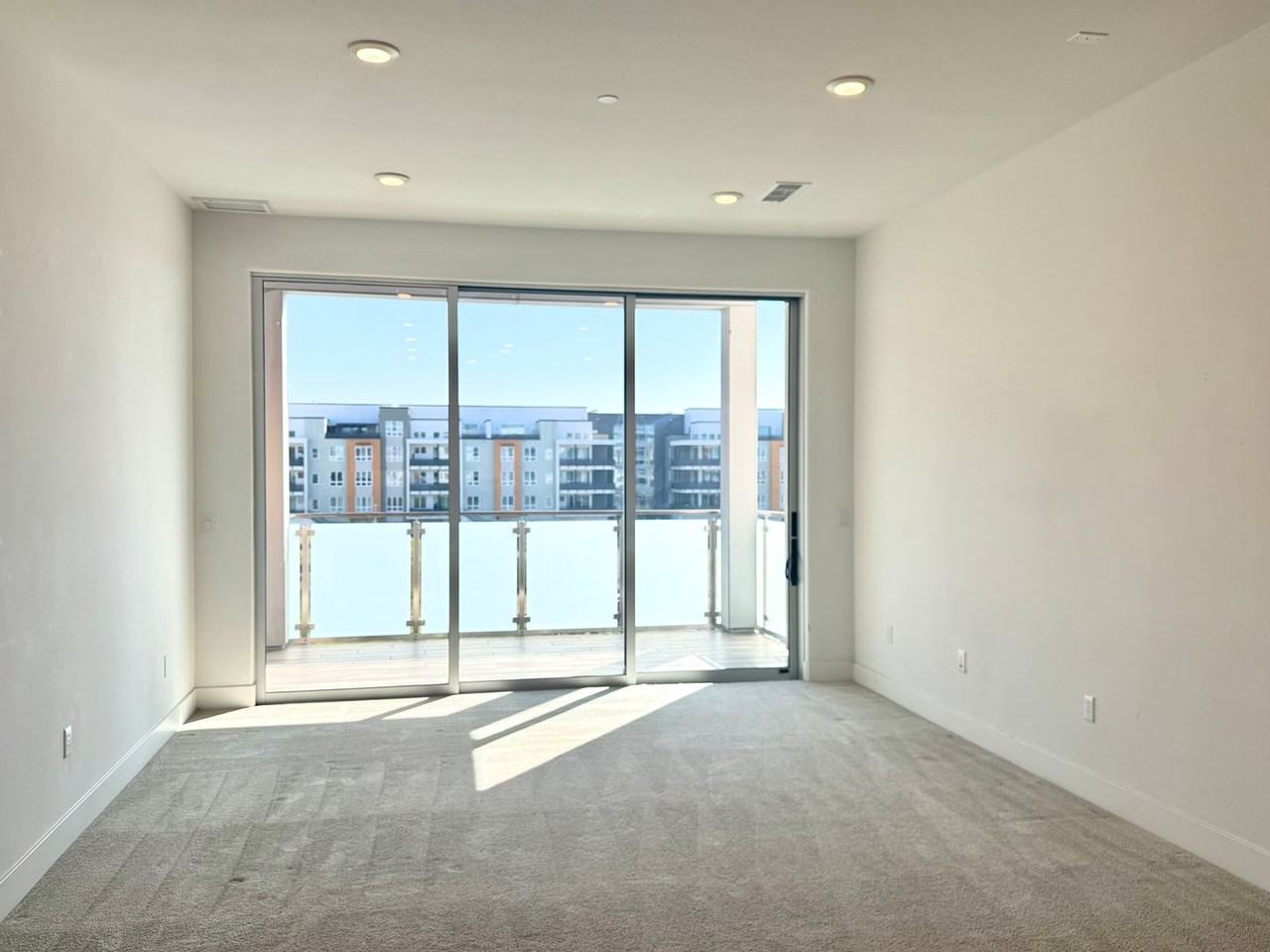 45128 Warm Springs Blvd - Photo 5 of 18