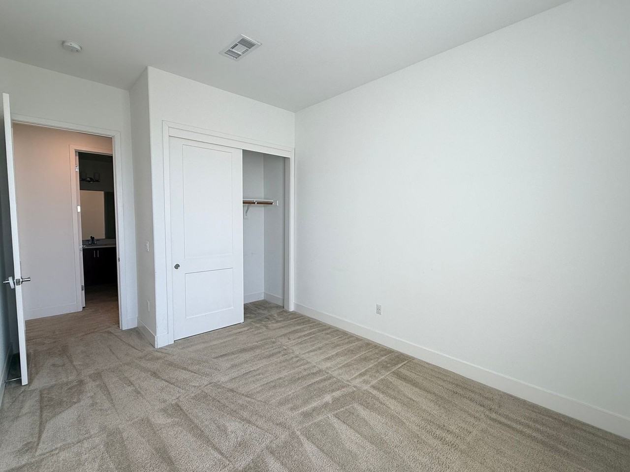 45128 Warm Springs Blvd - Photo 7 of 18