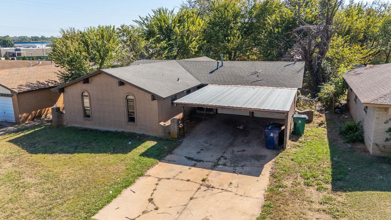 2728 Se 47th St - Photo 2 of 28