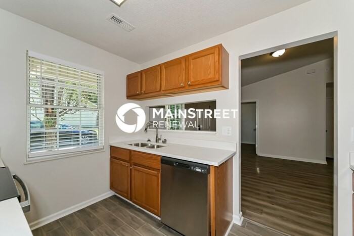 6630 Hugh Willis Rd - Photo 5 of 16