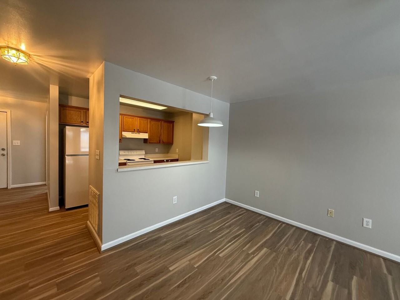 619 S Colorado St - Photo 4 of 11