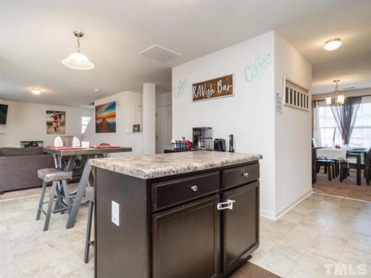 1926 Porter Hill Rd - Photo 7 of 22