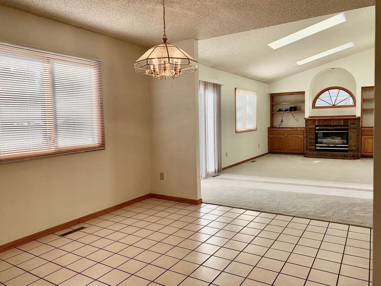 1257 Cape Cod Cir - Photo 6 of 24